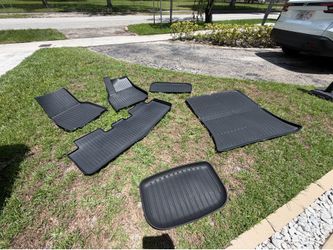 Tesla Model Y All Weather Floor Mats