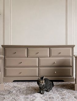 modern soft chai dresser