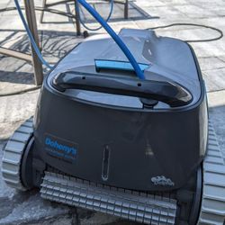 Dolphin Robot Pool Vacuum 