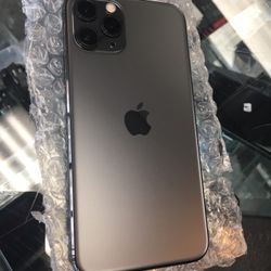 iPhone 11 Pro 64GB Unlocked Excellent Condition 