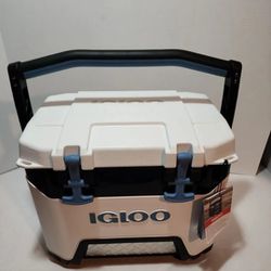 Igloo BMX 25 Quart Cooler with Cool Riser Technology white blue gray grey blue 