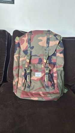 Herschel  Camo backpack