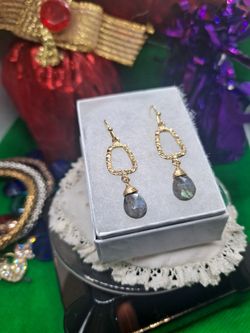 18kt Gold Pltd Natural Labradorite Dangle Earrings New 