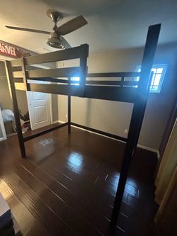 Kids loft bed
