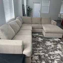 U-Shaped Sectional Couch - Living Spaces