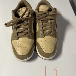 Nike Dunk Low Dark Driftwood (Women's)