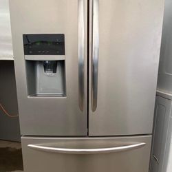 Frigidaire Gallery  Refrigerator 