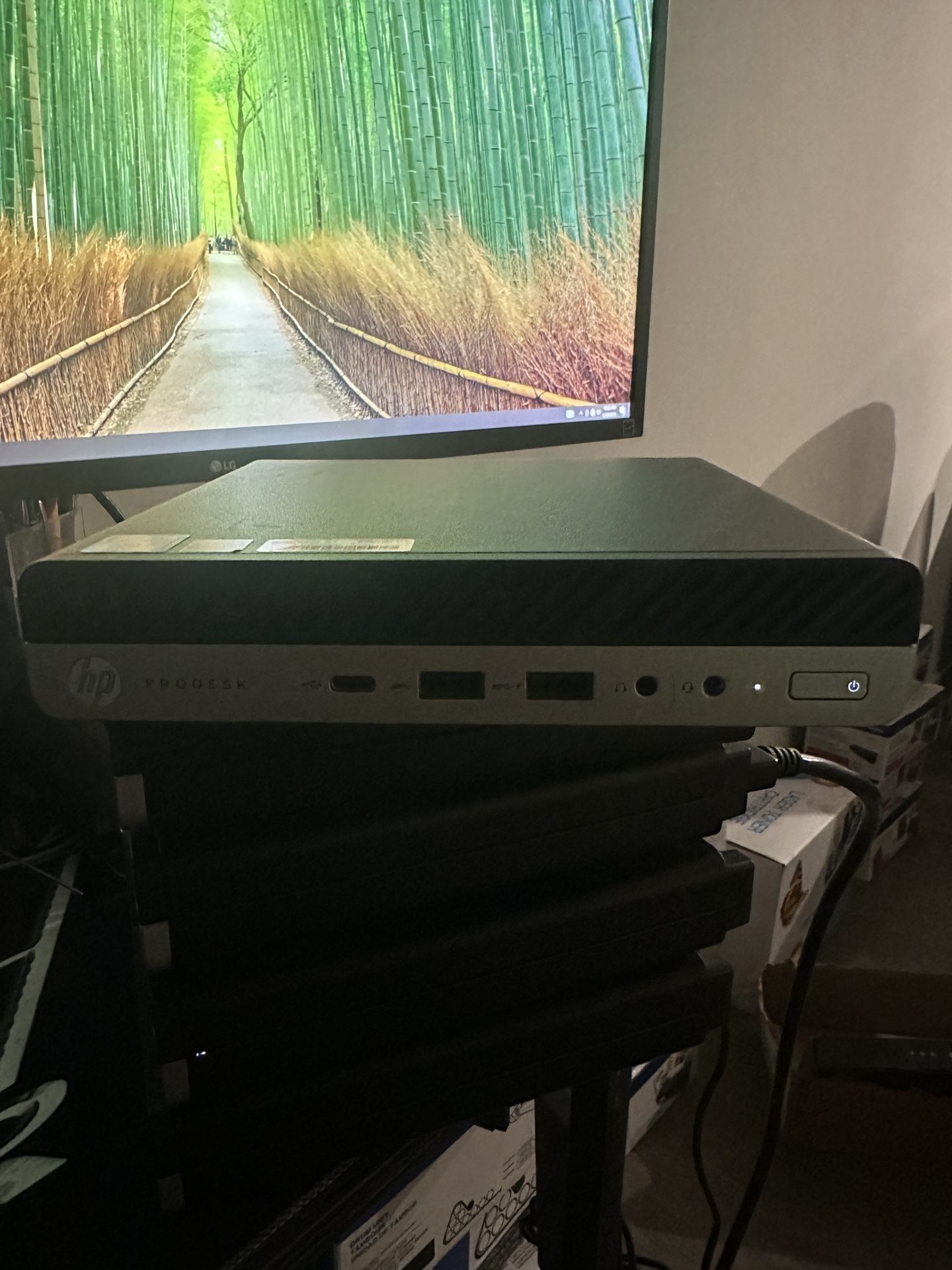 HP pro desk Desktop Mini Pc