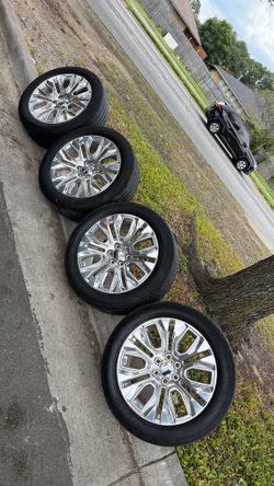 22” GMC Denali stocks with TPMS Pressure Sensors and wheel locks