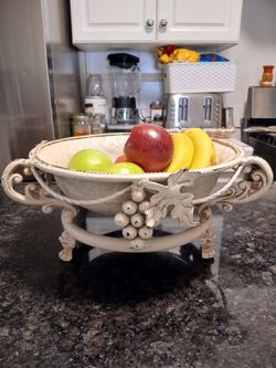 Unique metal fruit bowl