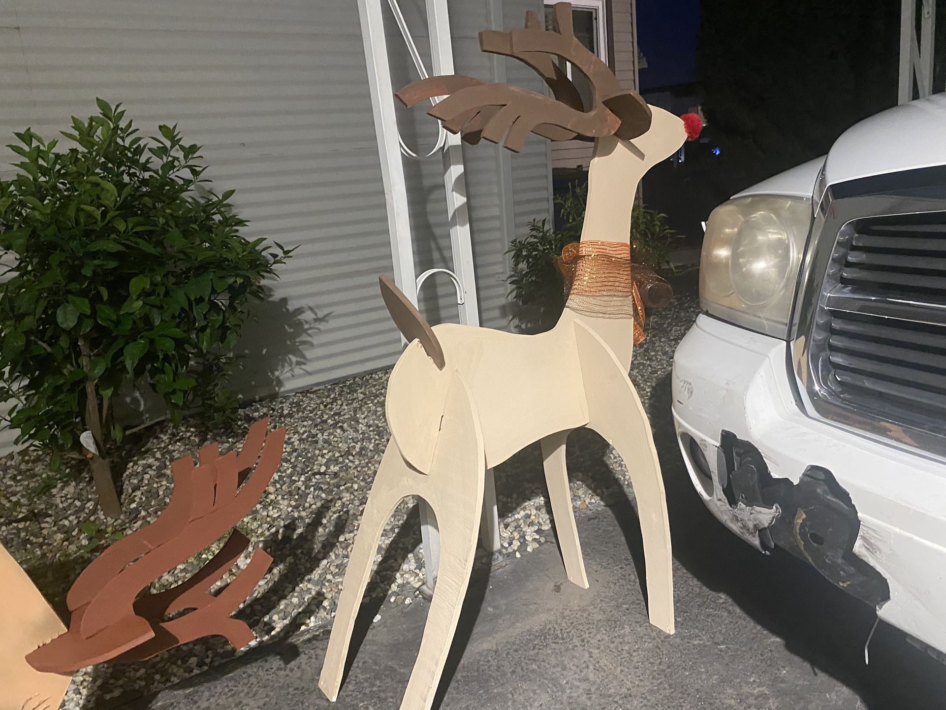 2 Hand Made Raindeers