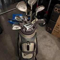 Women’s Golf clubs and bag