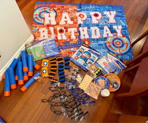 Nerf Party Decor & Battle Accessories