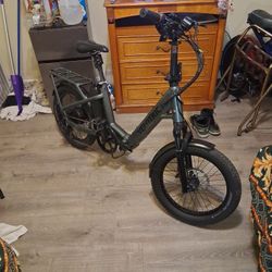 Velotric Fold Pluse Electric Bike 48v W/charger