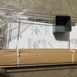 Drawer pull basket