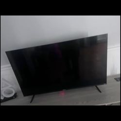 Hisense Roku 43’ Smart Tv
