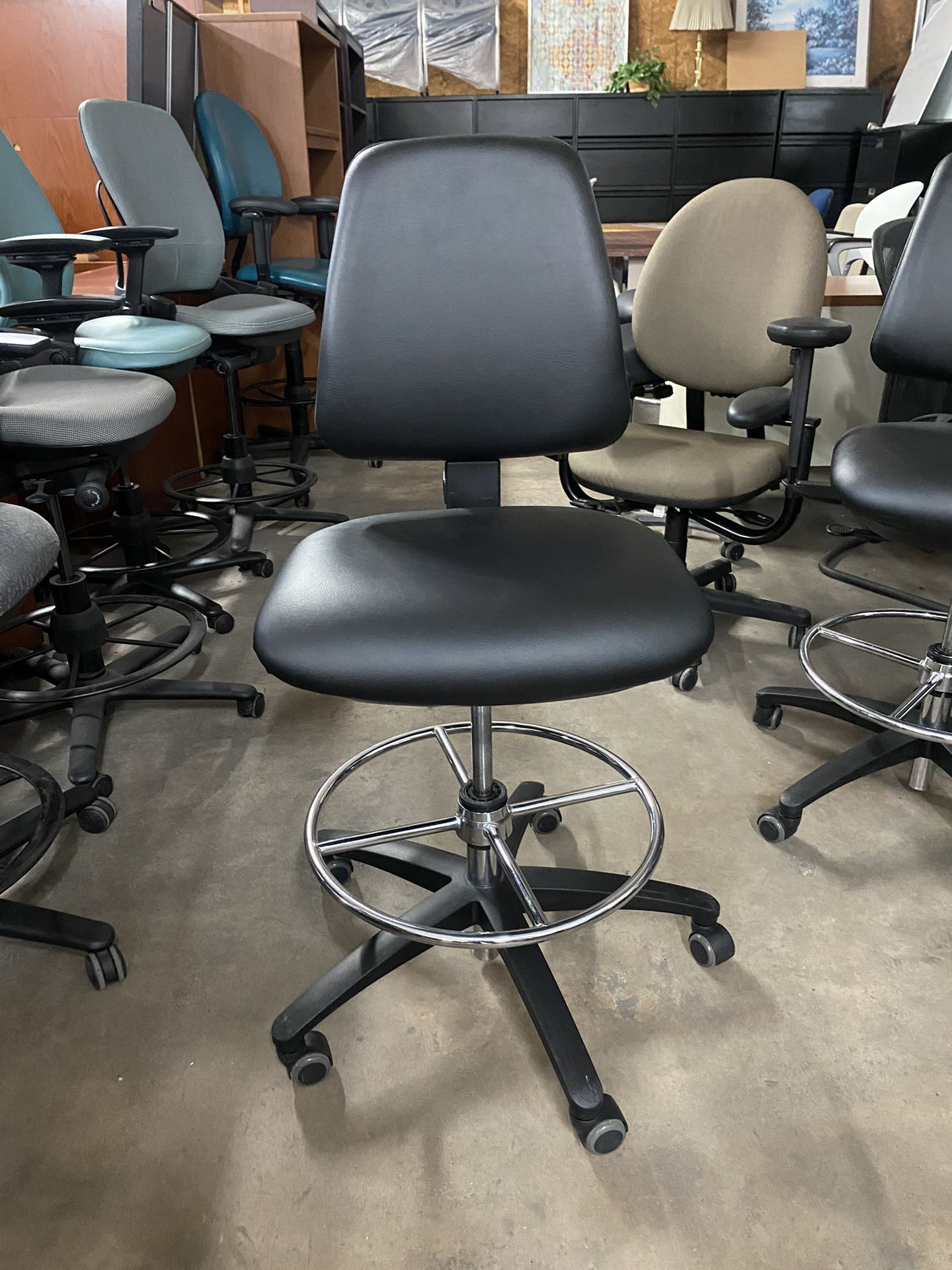 Drafting chair 