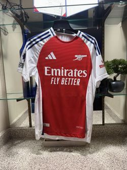 Arsenal 24-25 Home