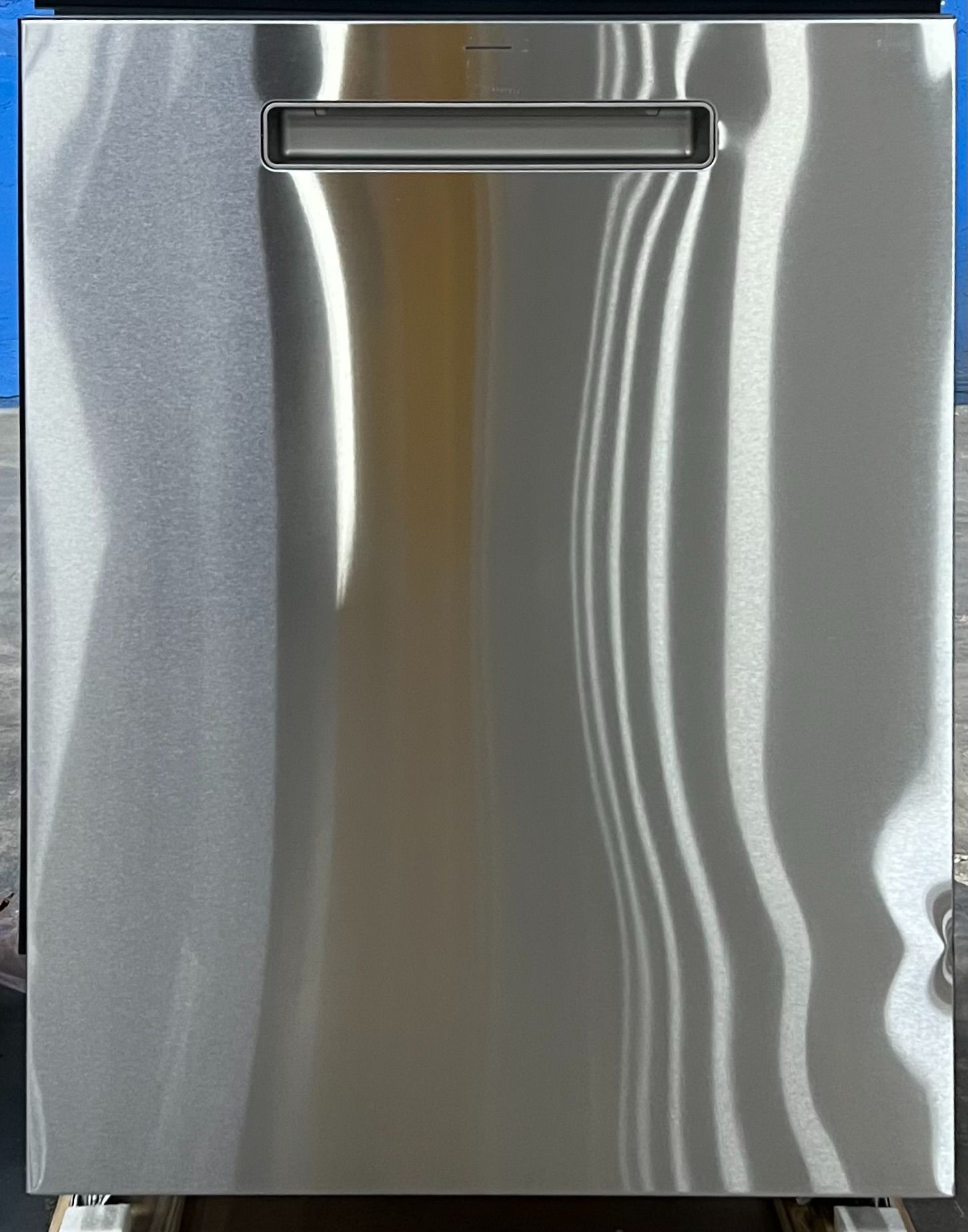 GE Dishwasher Built-In PDP715SYVFS 00921 .