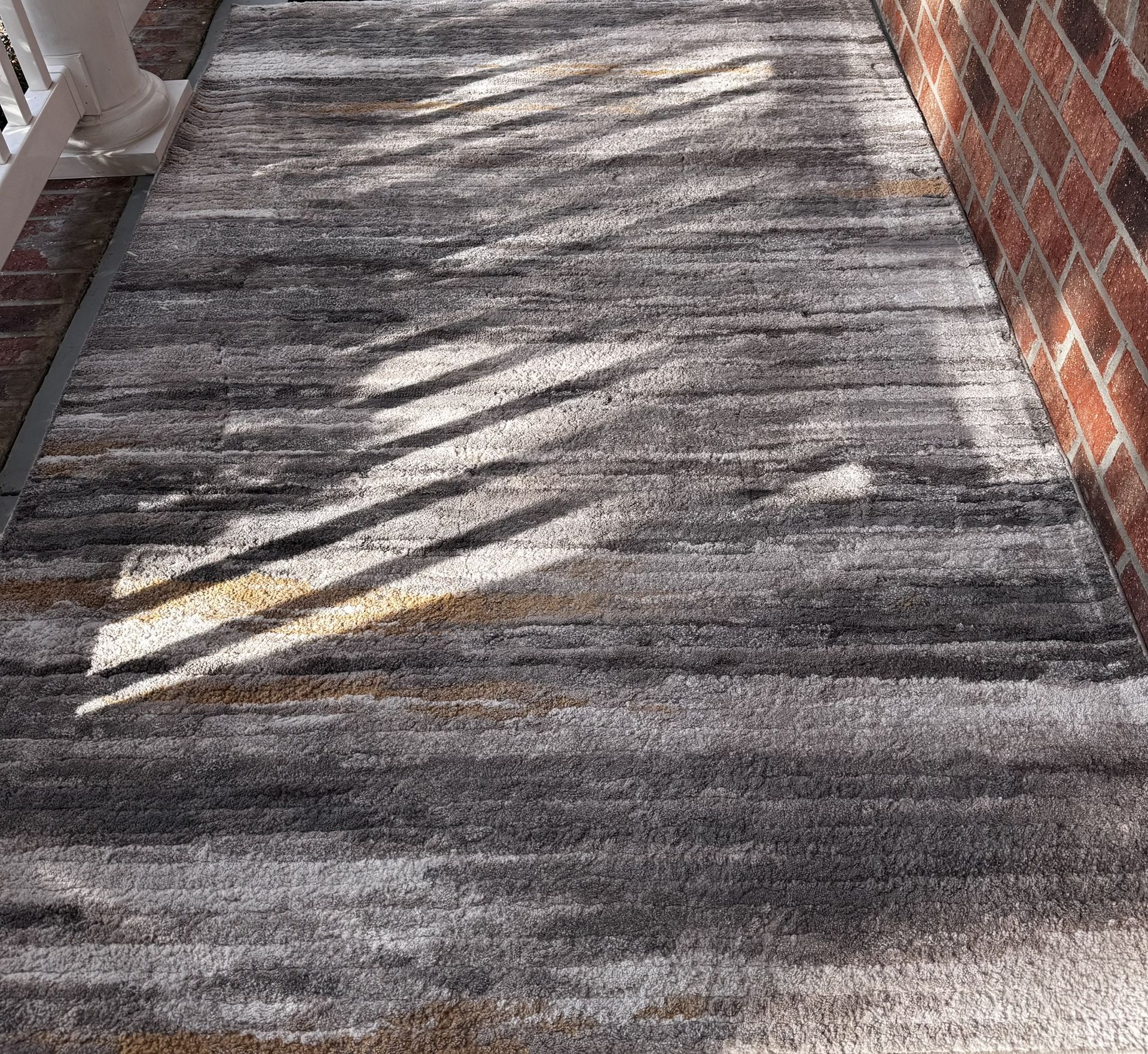 I’m selling two premium rugs, both in excellent, like-new condition. They were used only in a guest room, so they look brand new—no stains, no pets, n