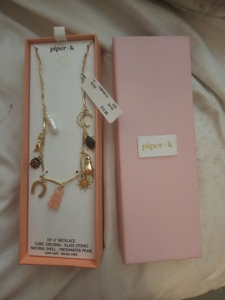 Necklace- Piper K $10