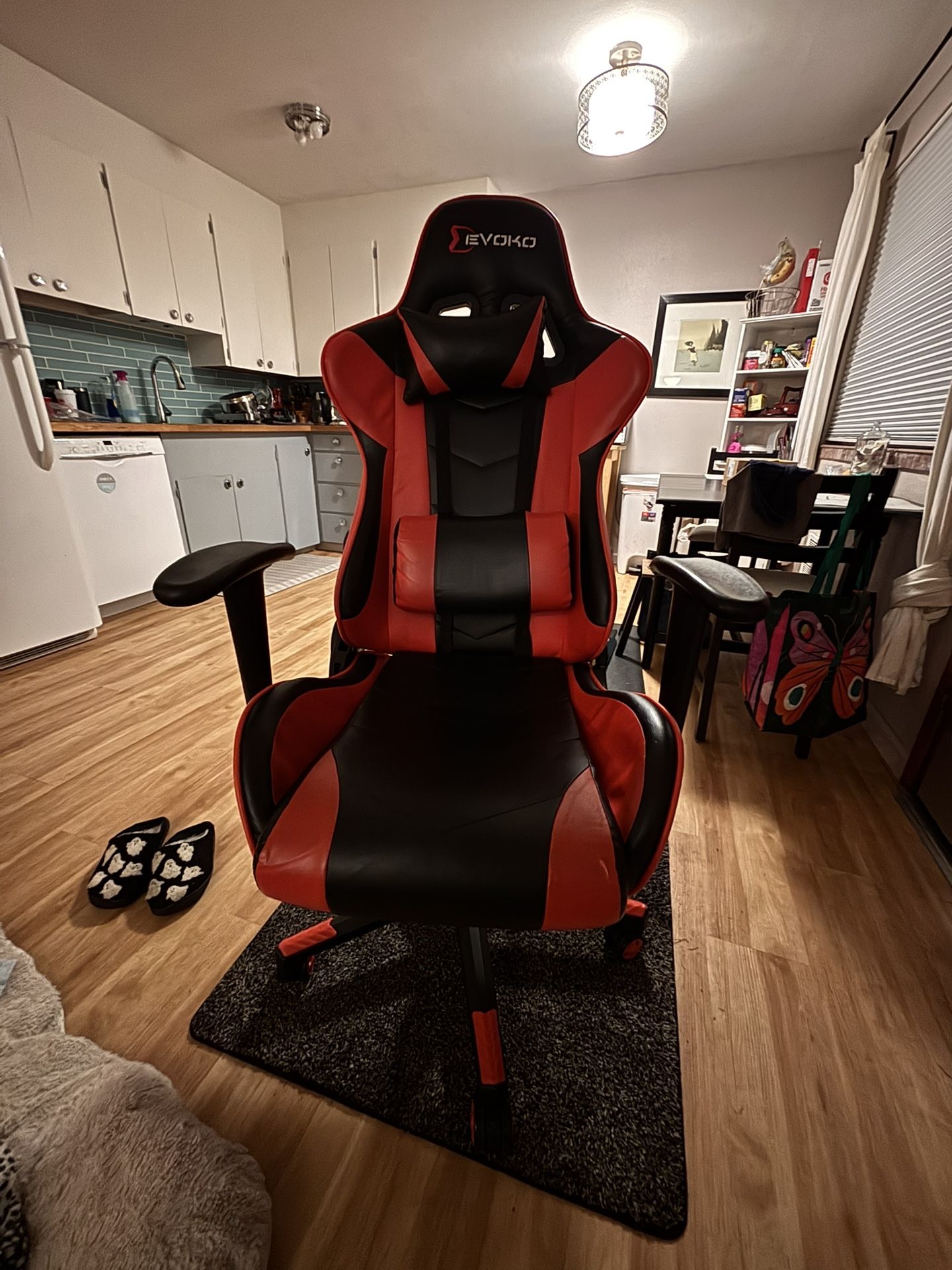 Devoko Ergonomic Racing Style Gaming Chair