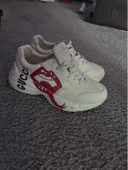 Gucci Rhyton runners