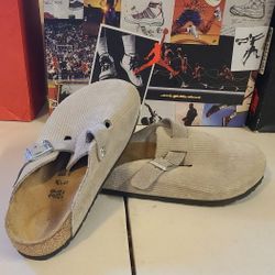 BIRKENSTOCK  Boston Corduroy Stone Coin
Suede Embossed Women's Size (39)  8.5 