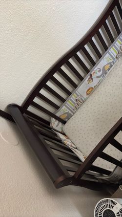 Baby crib