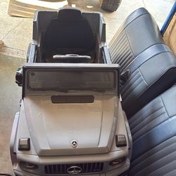 Mercedes Benz G-wagon toddler car with new circuit board and two remotes