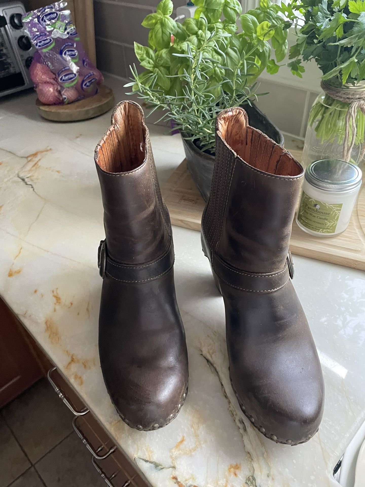 Women’s Boots - Dansko