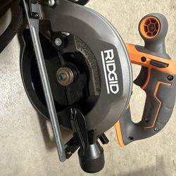 Ridgid 18V Cordless 6 1/2 in. Circular Saw