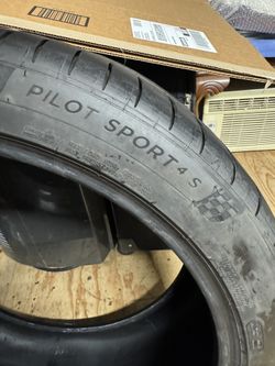 MICHELIN PILOT SPORT 4S 265/40/21