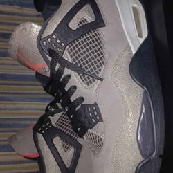 Retro Jordan 4 Taupe Haze