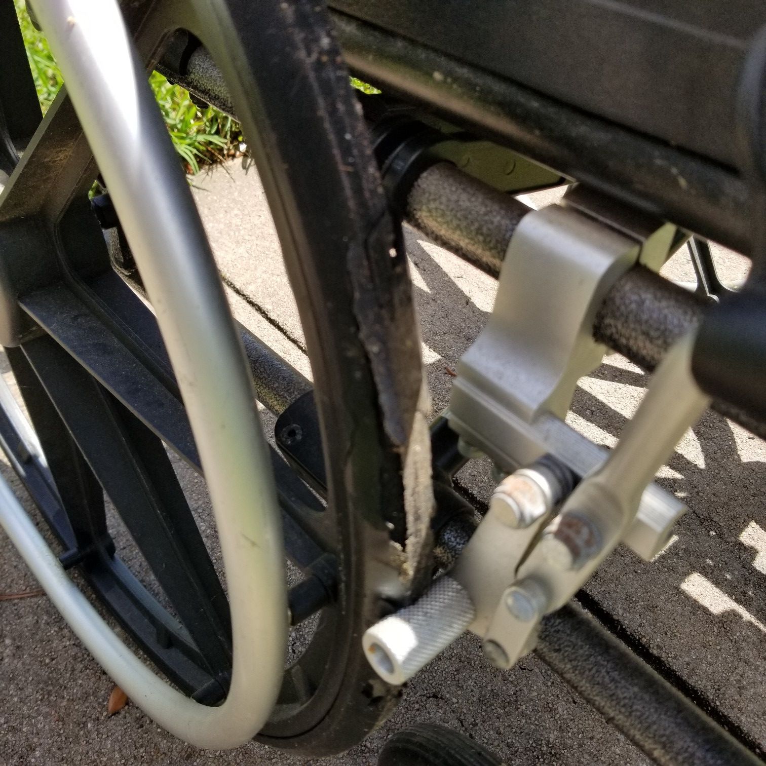 Breezy ultra 4 wheel chair