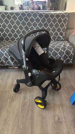 Doona car seat with base