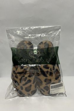 Snug Leaves Women’s Fuzzy House Slippers 