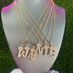 pendant with necklace 