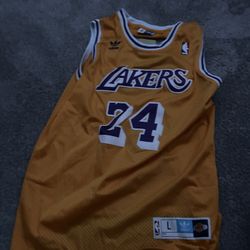 kobe bryant lakers 24 jersey