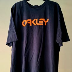 Oakley T-Shirt