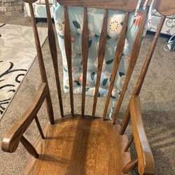 Oak Rocking Chair 