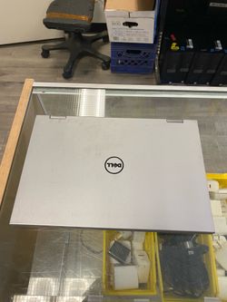 Dell Inspiron 11 300 series 11-inch Intel R pentium CPU N3530. @ 2.16 GHZ 8GB RAM 500 GB HARD DRIVE  Windows 10 pro TOUCHSCREEN  NO TRADES. Pick up on
