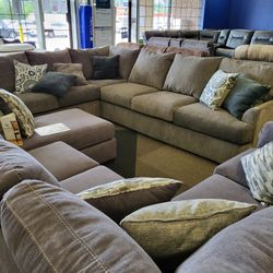 New Sofas And Sectionals 20 To 60% Off