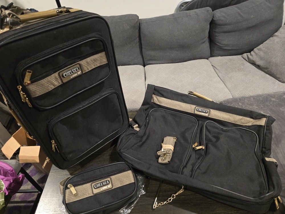 3 pieces of luggage Chelsea by London Fog carry-on, garment bag, toiletry bag