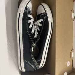 Black Converse Unisex Size 3. Good Condition 