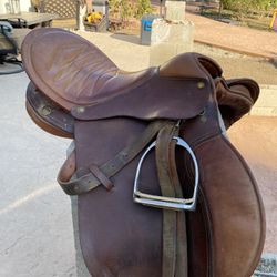 Saddle Good Vondition 18”