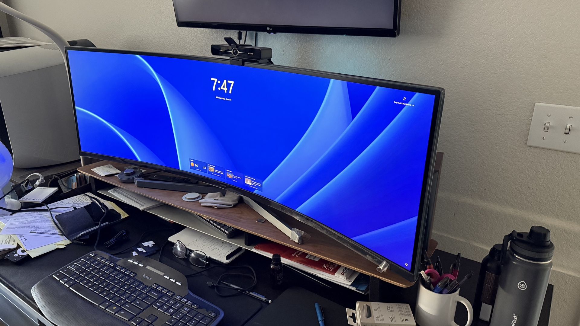 Samsung Odyssey 49" Class Dual QHD Curved Gaming Monitor