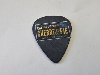 Official Warrant Robert Mason Guitar Tour Pick