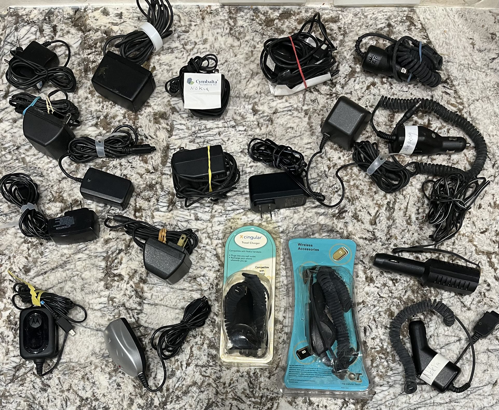 Lots Of Chargers! Nokia Samsung Motorola Kyocera Et