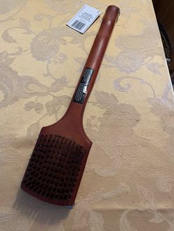 BBQ BRUSH- REDUCED TO $15 FROM $23Heavy Duty Jumbo BBQ Brush/ Brand New-Solid/Durable/Made Well